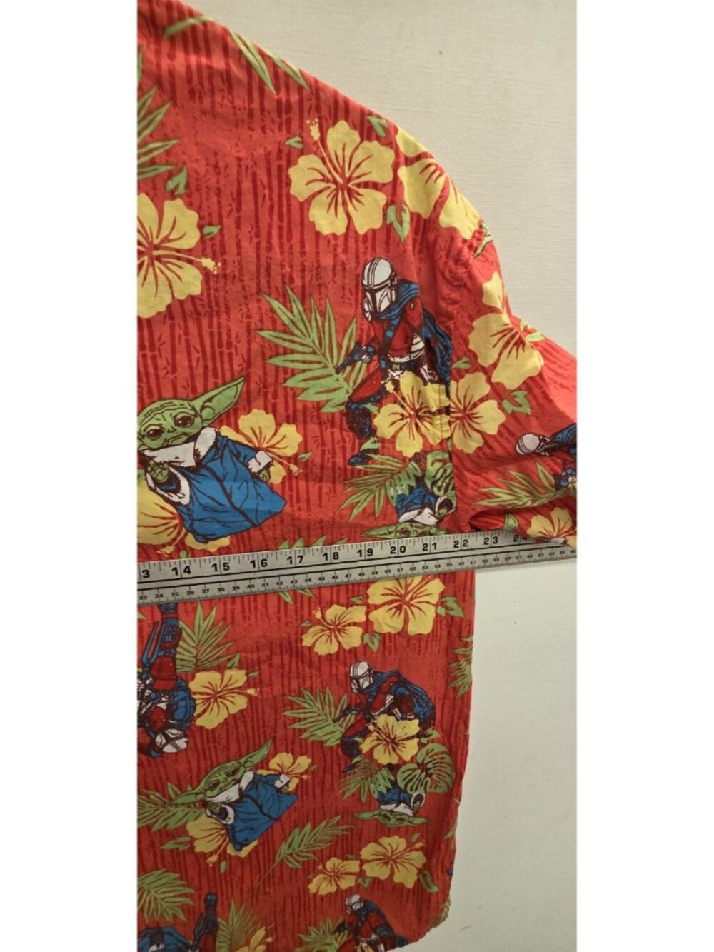 Star Wars Shirt Mens LG Red Grogu Mandalorian Hawaiian Short Sleeve Button Up - Picture 5 of 6